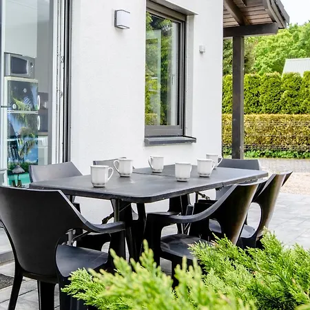 Dom Caloroczny Apartament Nad Morzem Ostoya Wrzosowo Casa vacanze *
