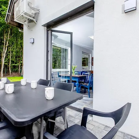 Casa vacanze Dom Caloroczny Apartament Nad Morzem Ostoya Wrzosowo
