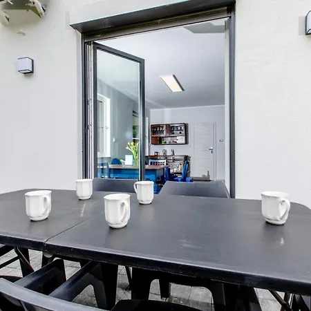 Dom Caloroczny Apartament Nad Morzem Ostoya Wrzosowo Casa vacanze *